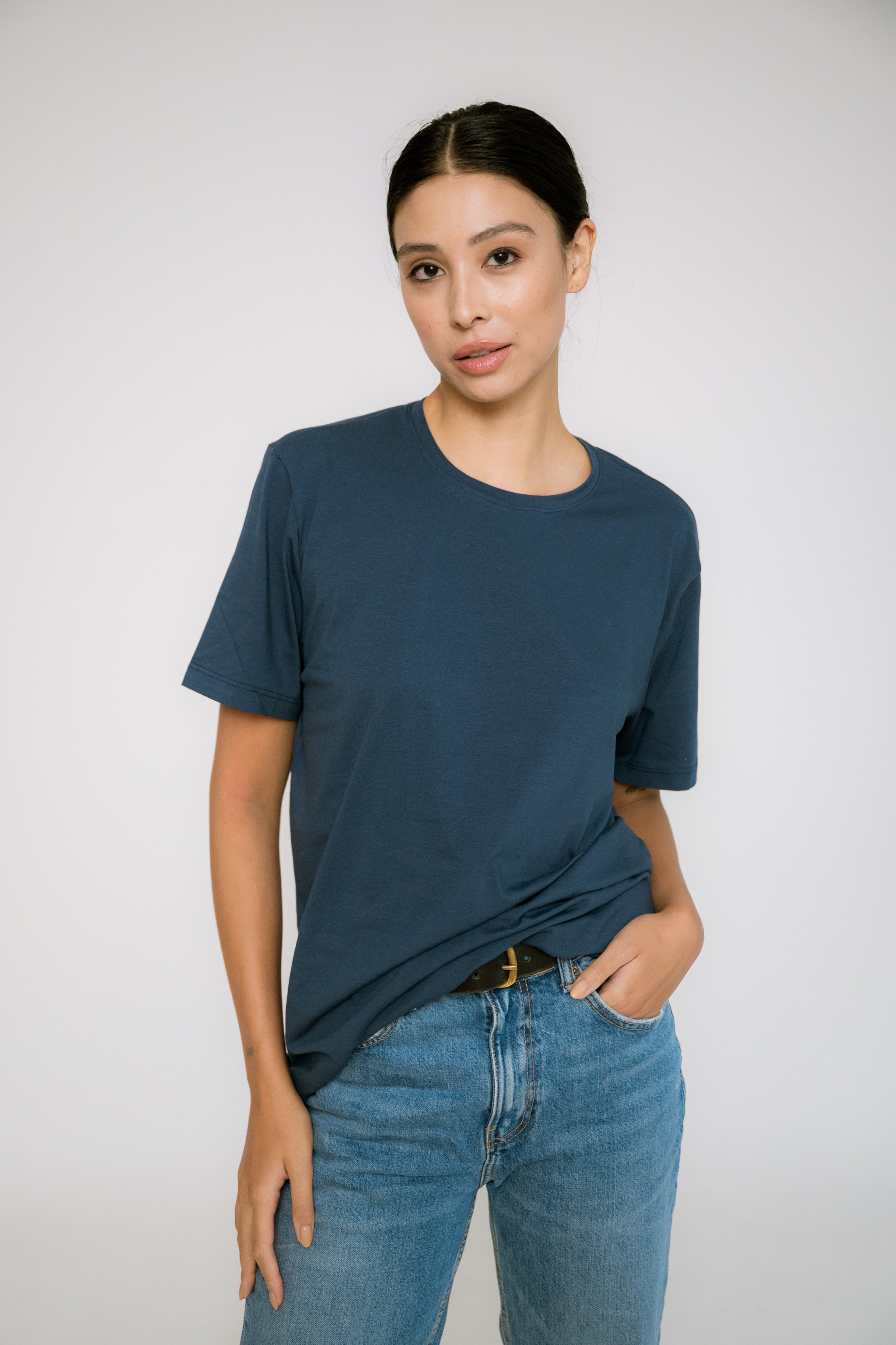 Camiseta Clássica Algodão Egípcio Azul Marinho